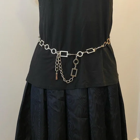 Silver Tone Metal Chain Belt Size M - Picture 5 of 9